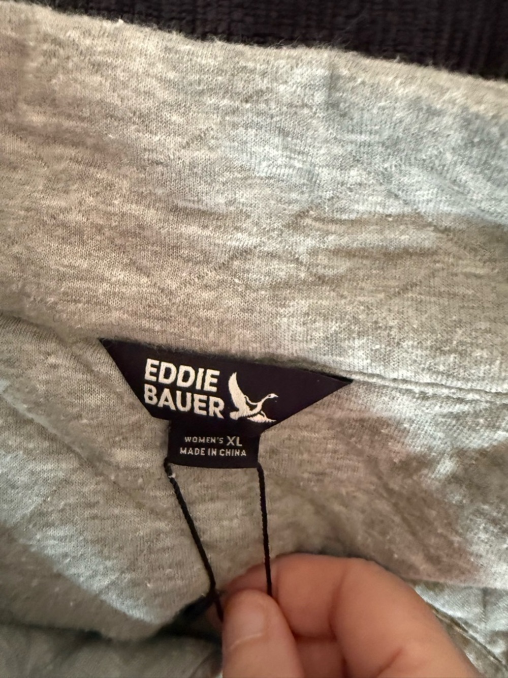 New Eddie Bauer Quilted Sweatshirt - Picture 9 of 10